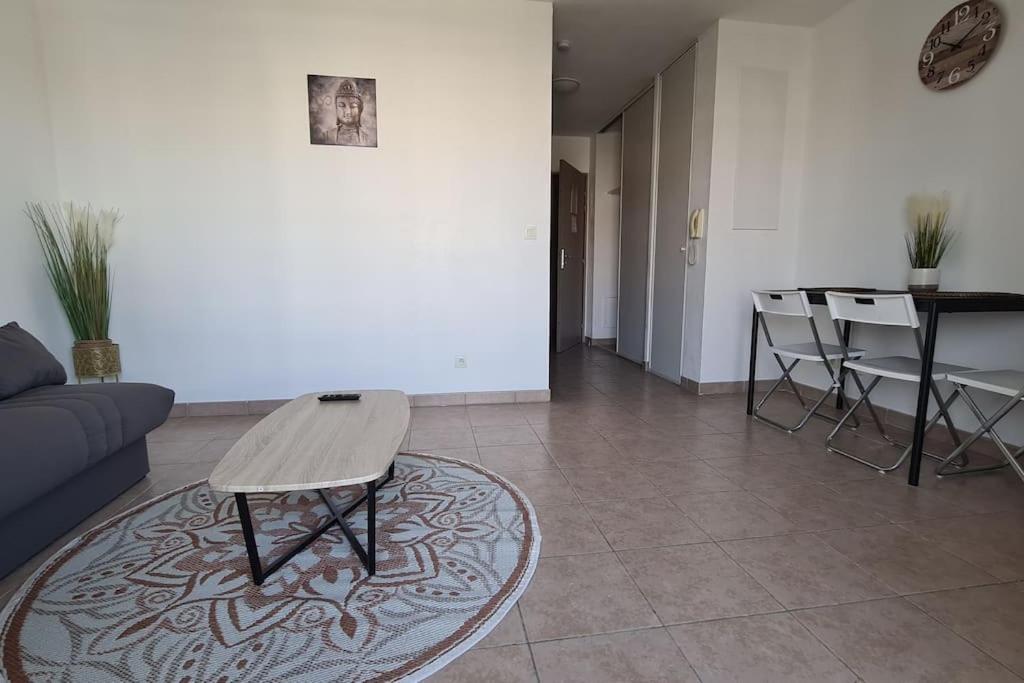 C210 Appartement Disneyland Paris Studio Montévrain Extérieur photo